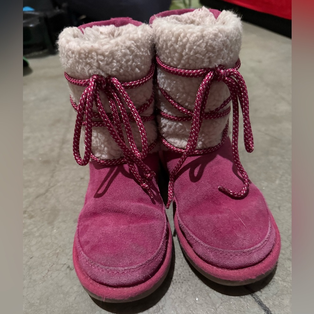 Koolaburra by Ugg boots size 12